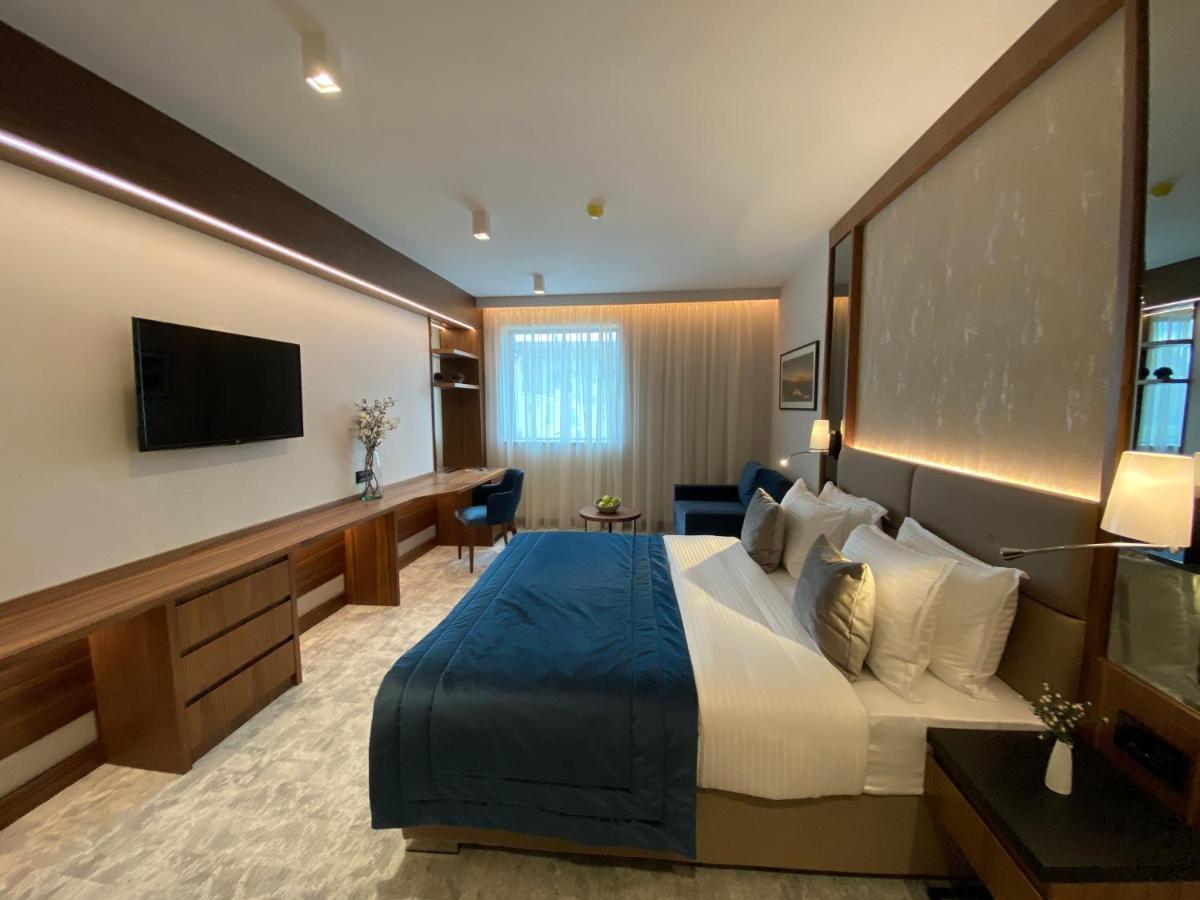Central Point Hotel Beograd Extérieur photo