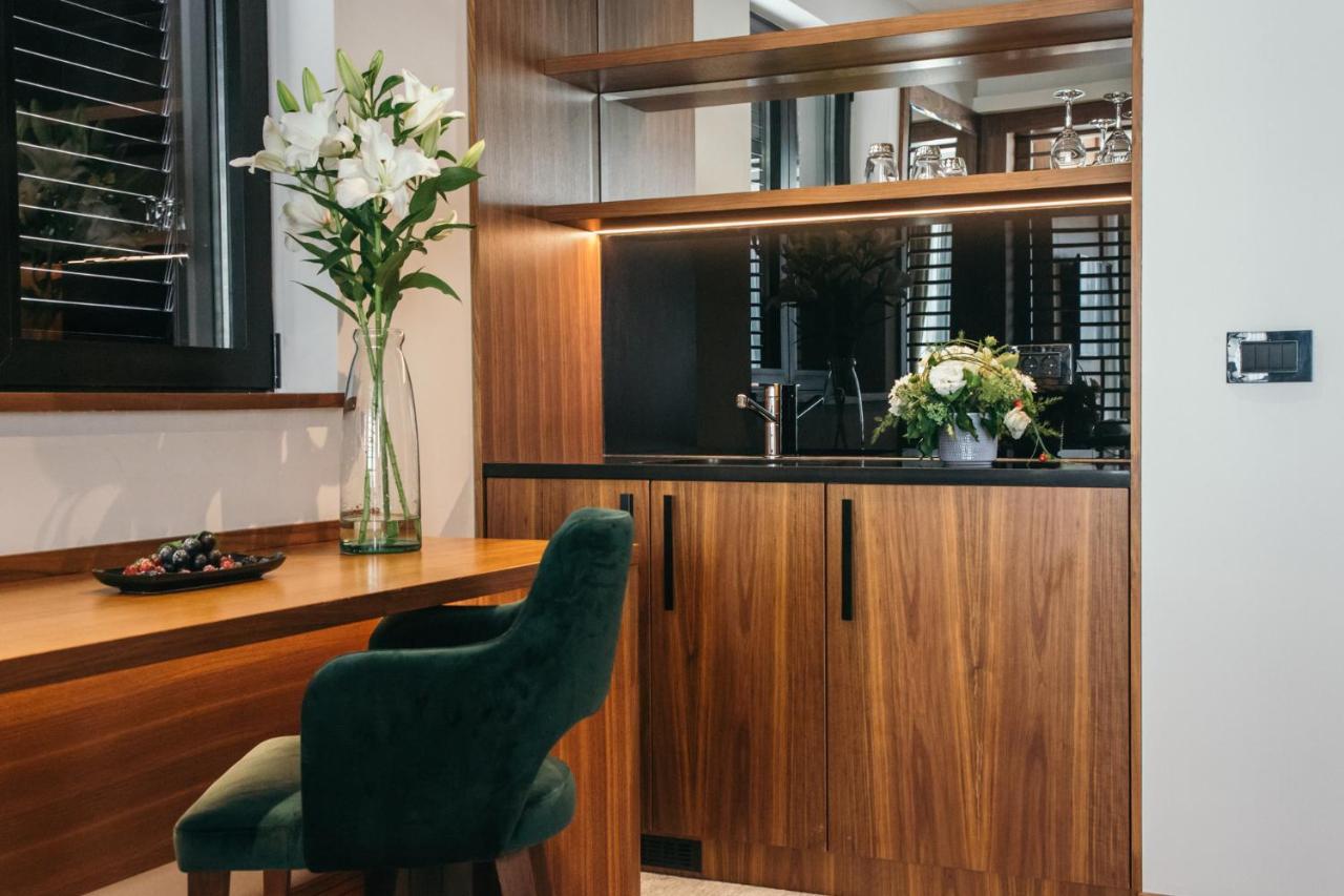 Central Point Hotel Beograd Extérieur photo