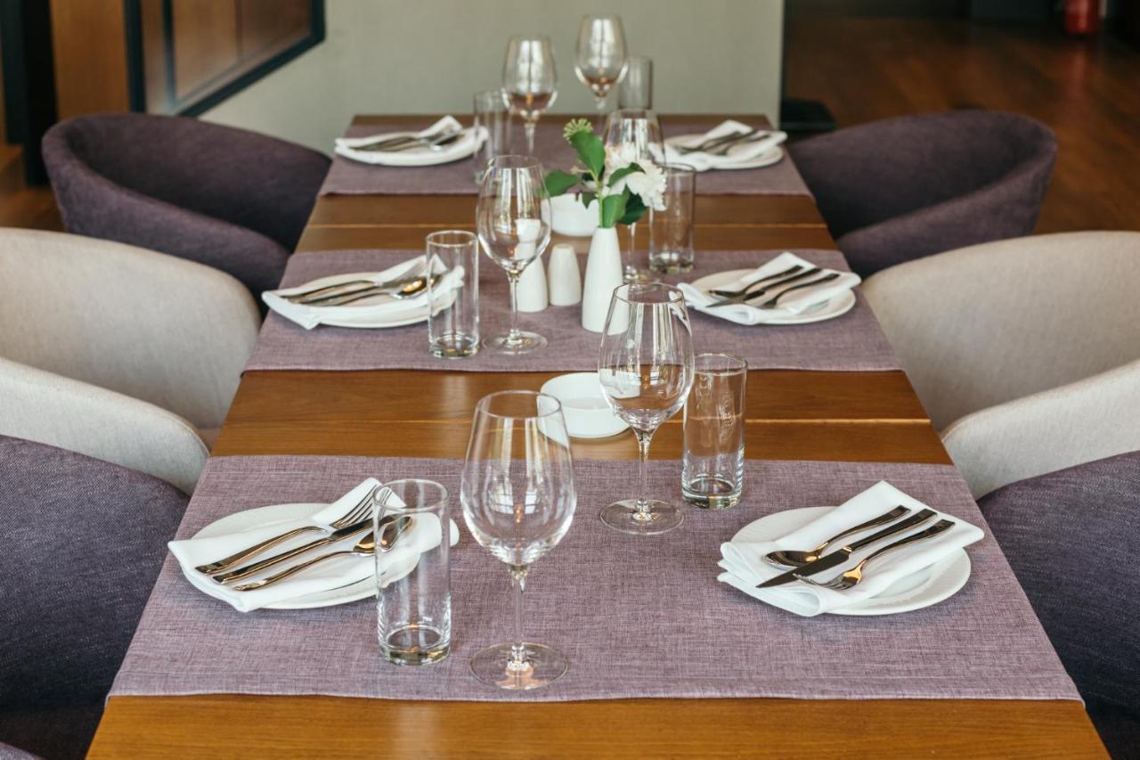Central Point Hotel Beograd Extérieur photo