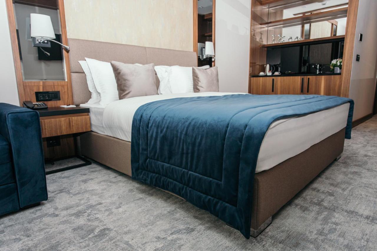 Central Point Hotel Beograd Extérieur photo