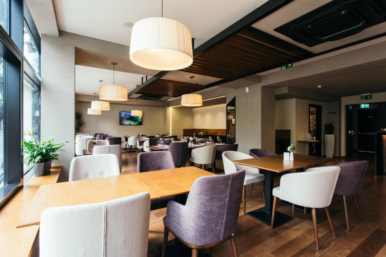 Central Point Hotel Beograd Extérieur photo