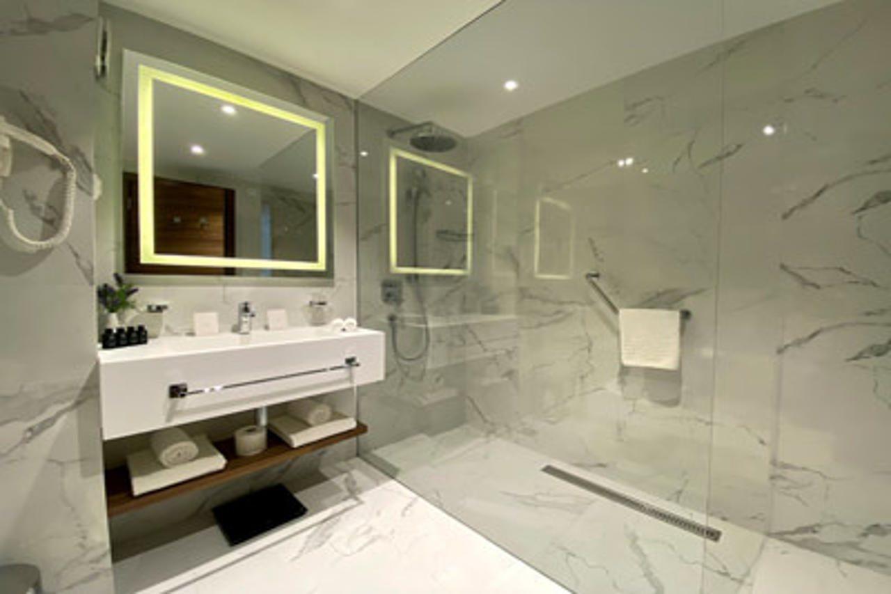 Central Point Hotel Beograd Extérieur photo