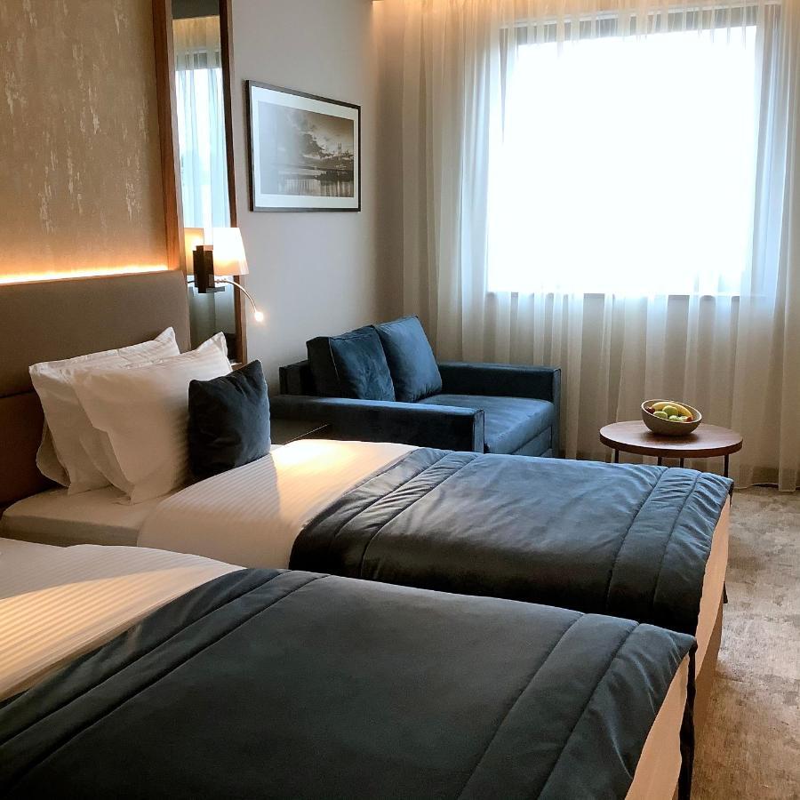 Central Point Hotel Beograd Extérieur photo